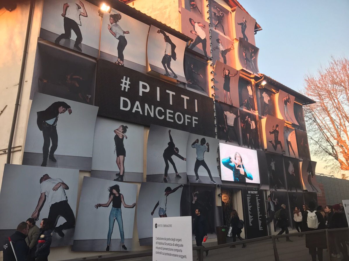AllumeuseCO's tweet photo. #allumeusecommunication goes to #PittiDanceOff 2017 😍 https://t.co/ypv3d3NOXO