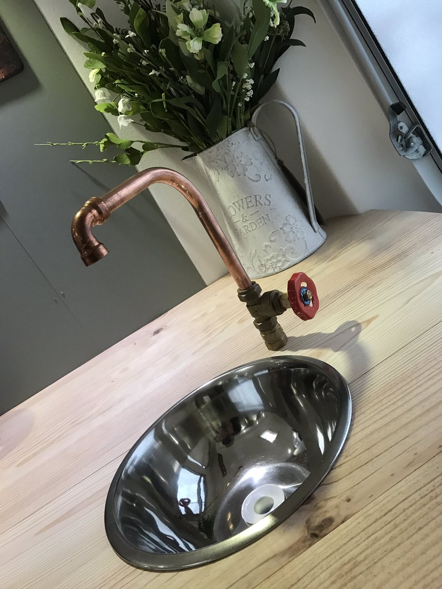beanmachineuk's tweet image. New sink and tap #coffee #vikingfibreline #vintagecaravan