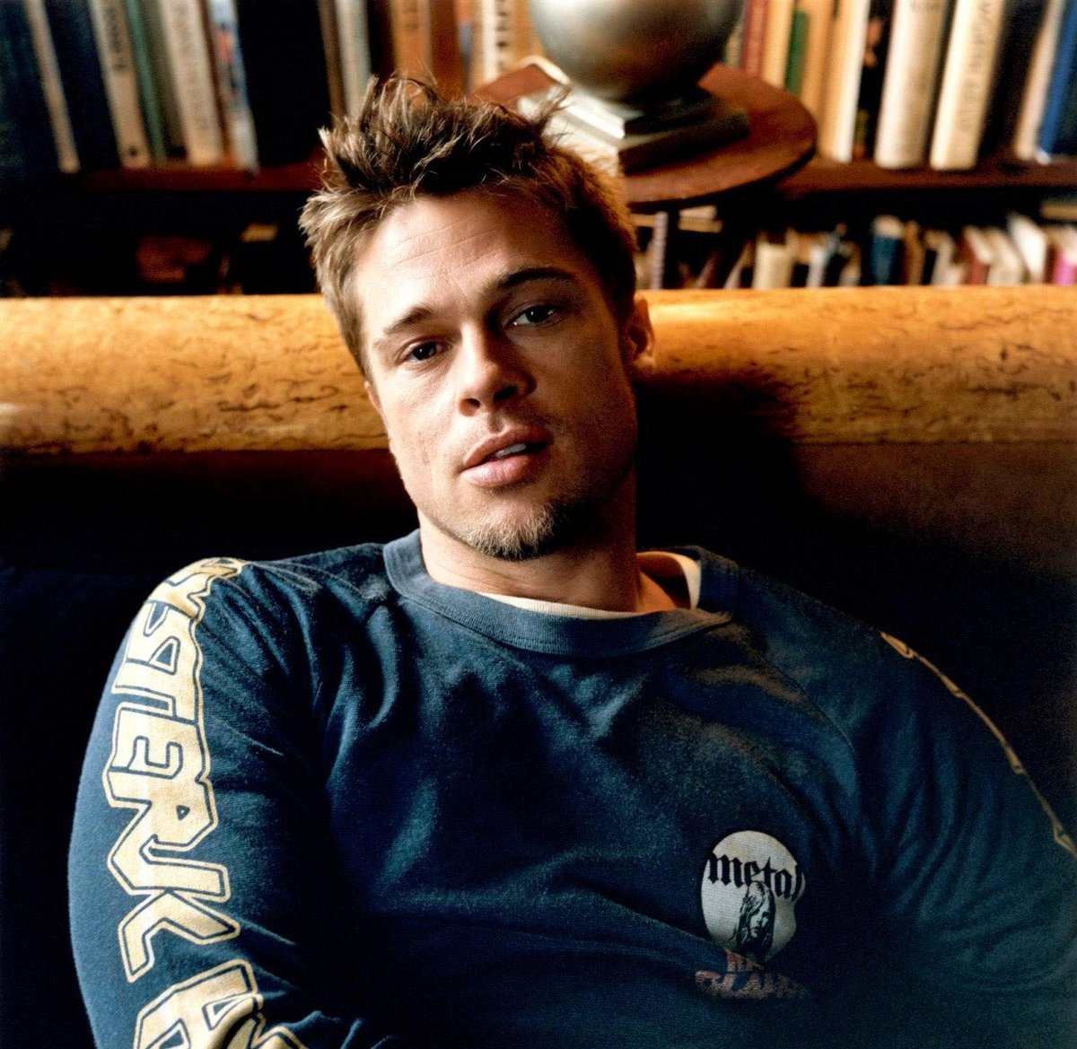 xxxx90s's tweet photo. Brad Pitt, 1999. https://t.co/QrunrWDHQb