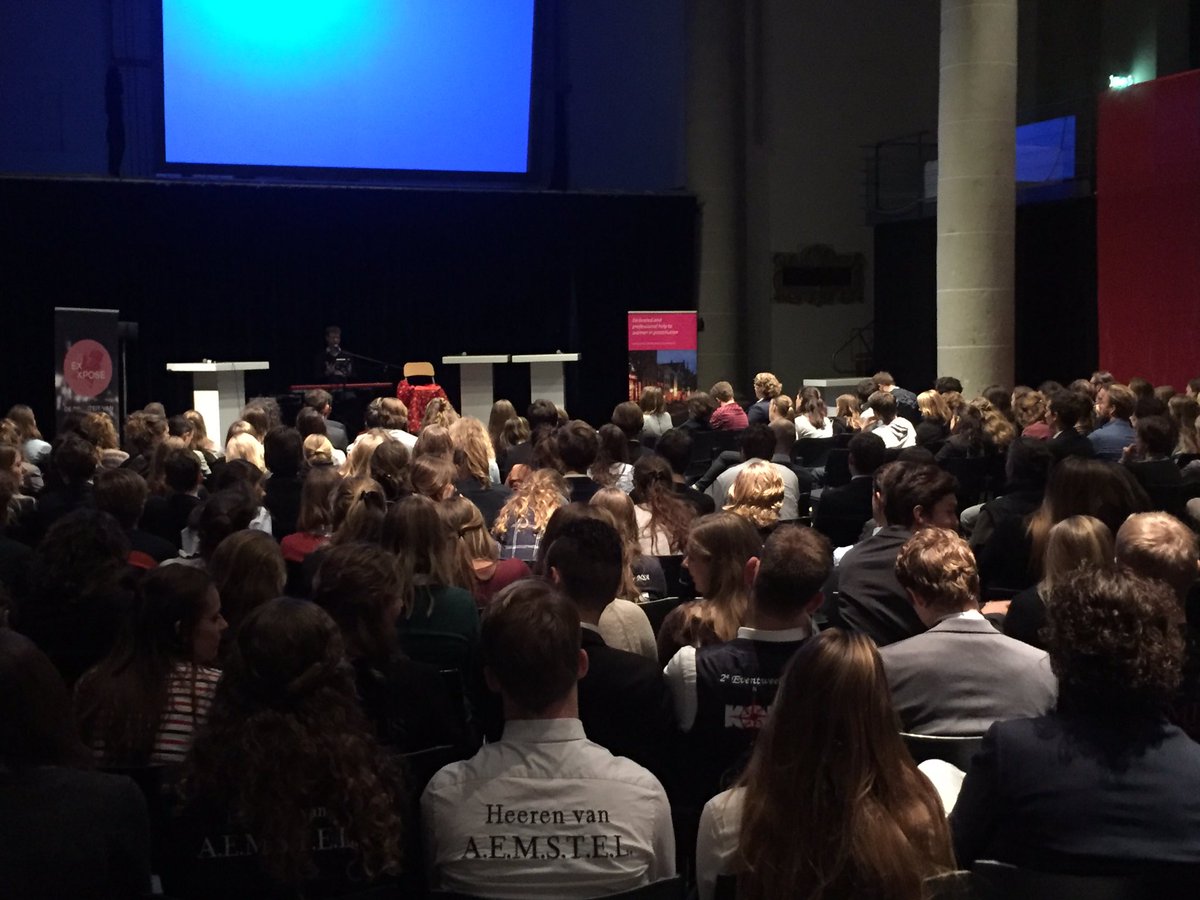 gertjansegers's tweet photo. In de Amsterdamse Zuiderkerk met veel Navigators-studenten voor een forumgesprek over prostitutie. Mede georganiseerd door @thdvamsterdam https://t.co/vFONkg21Qt