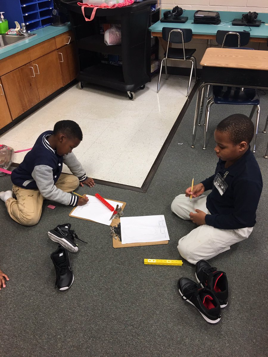 hcloud42's tweet photo. First grade 3 act task extension with Mrs. Moss!   #hfcemiway  @gfletchy @MrsAshMoss https://t.co/WfjC6sF08s