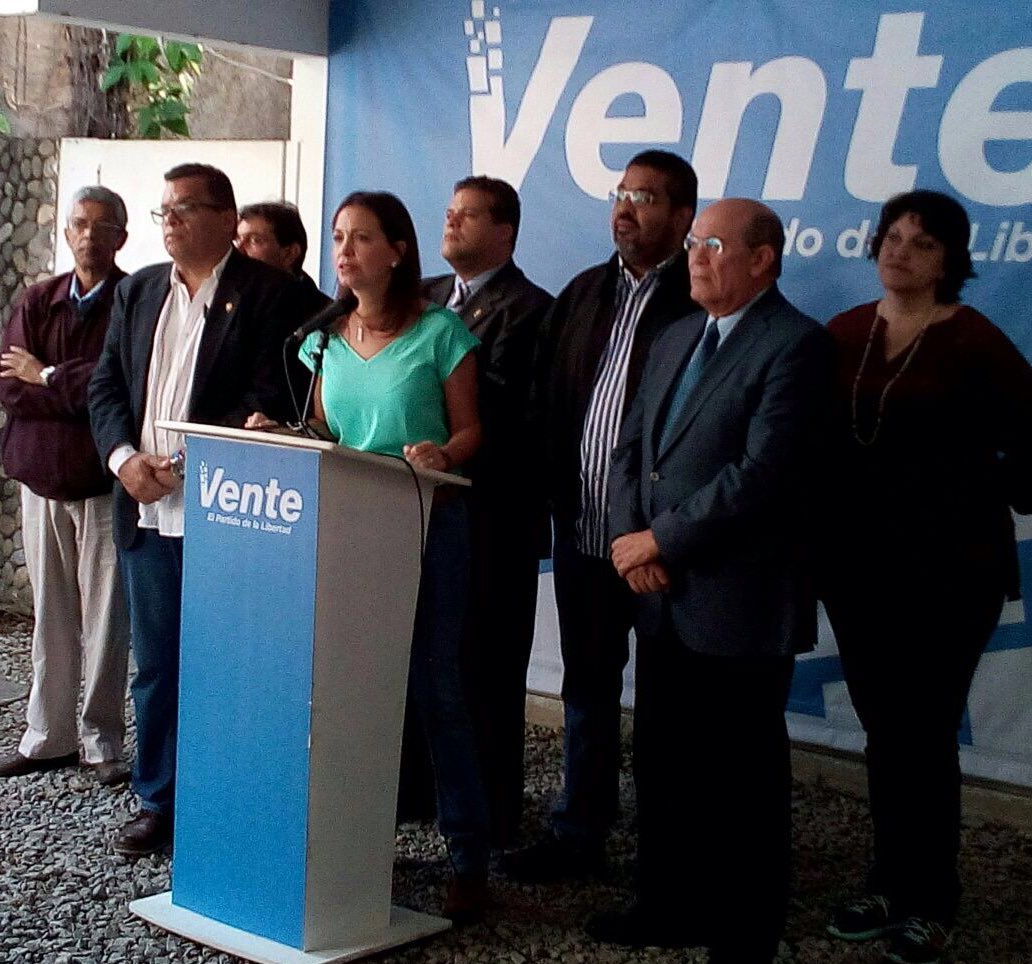 MariaCorinaYA tweet picture