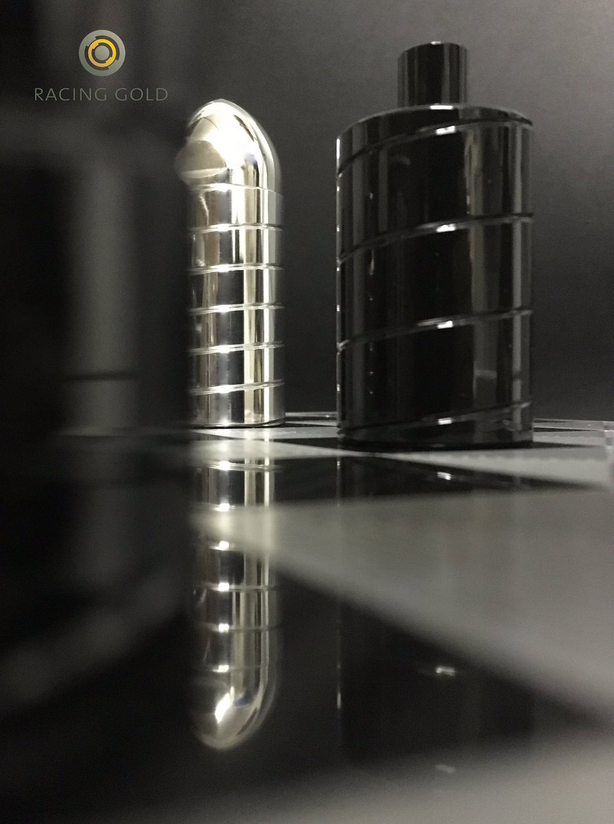 NgNatureSquared's tweet photo. #F1 Chess set crafted from RB9 KERS components on a board machined from Carbon Fibre RB5 Jig courtesy of the team @Racing_Gold https://t.co/YCeCTHmK83