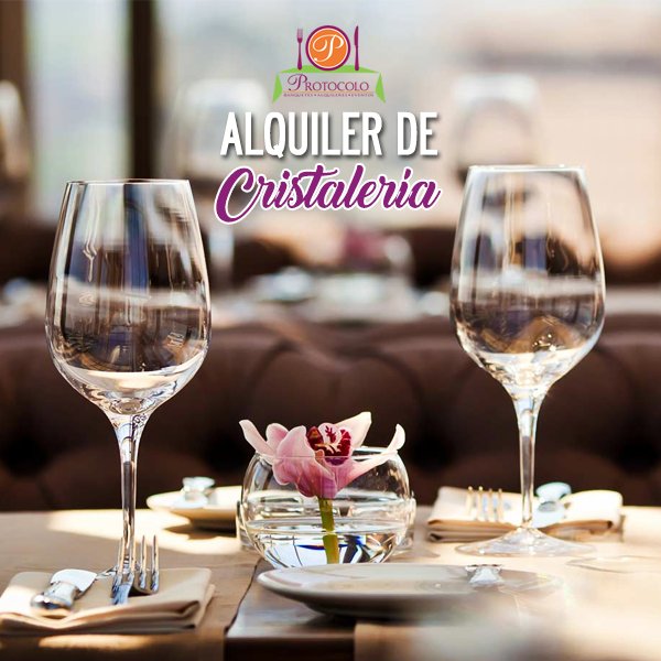ProtocoloPTY's tweet image. Contar con la más brillante y ELEGANTE cristalería en tu fiesta no es cuestión de sueños, puede ser toda una realidad 
#Protocolo #Panamá