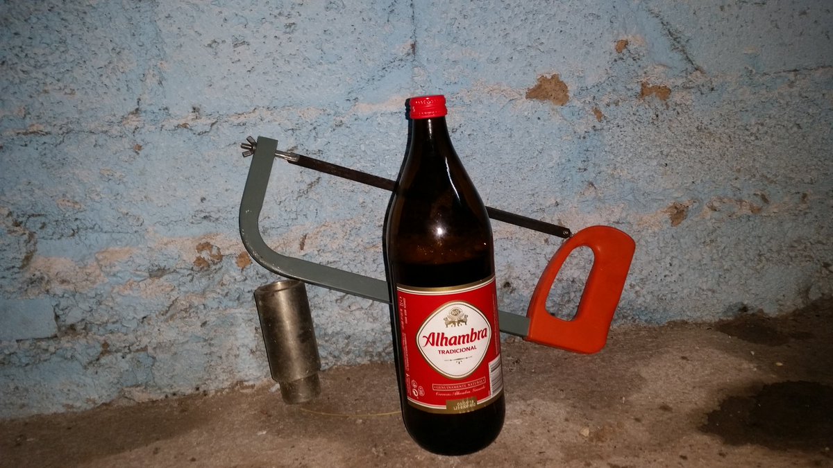 ReoNeky's tweet image. Qué bonita está la Alhambra con la Sierra de fondo.