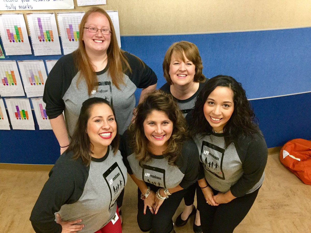 etottenSJE's tweet photo. 1st grade team at SJE is ready to race! #dptech2017 #dpapprace2017 #APPrendemos https://t.co/BLVytXdNLQ