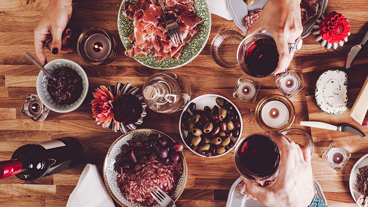 WineSpectator's tweet photo. Need inspiration for a #NewYears resolution? Find out what our top #wine health topics were in 2016 https://t.co/8TNbVPWsQj https://t.co/bcXEkRMj1Z