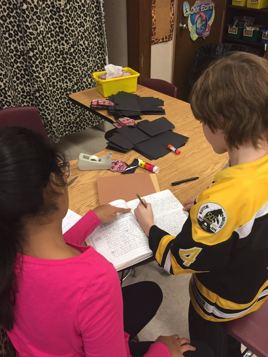 Wild4Class5_4's tweet photo. Reading, summarizing, conferencing, oh my! #MartinLutherKingJr #weeksandgray #hauppaugeschools https://t.co/JpUfkkOd4E