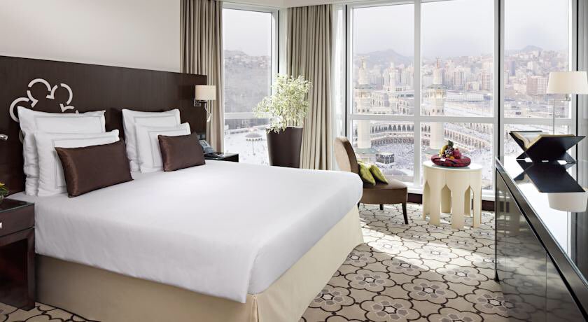HramainBooking's tweet photo. الإجازة قرّبت! 
والعمرة أجر وسعادة 😍
خلنا نخدمك بأفضل الخيارات السكنية حول الحرم 🕋 https://t.co/lUuha4Yif5
