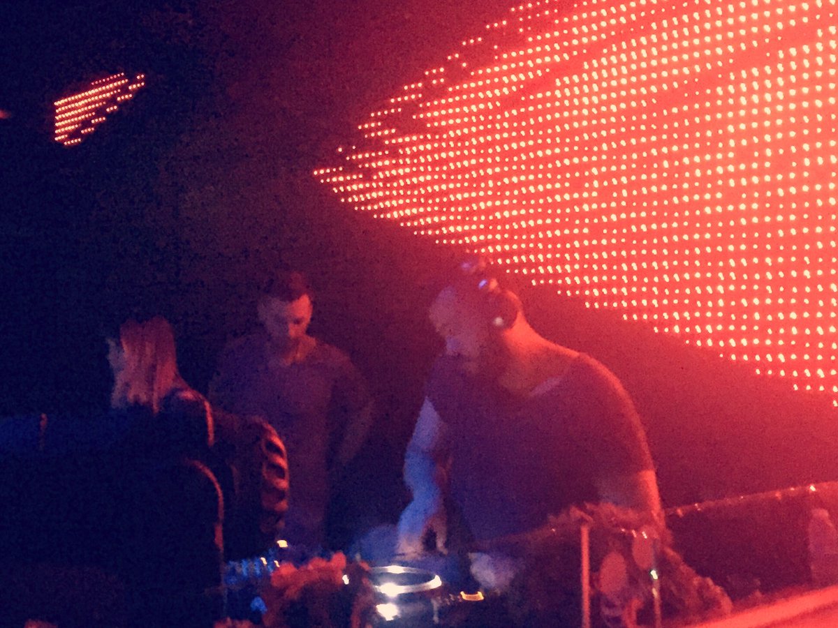 Oxy_Beat's tweet photo. #OxyBeat In Session #
#sonido Techno ☑️
https://t.co/UdfNqctBOg https://t.co/kRNHRZ33ZV