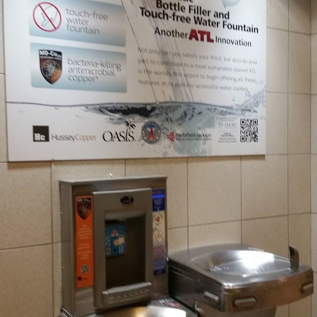 You'll start to see more and more of these bottle-fill stations. (This unit is in the Atla… instagram.com/p/BPIzdckDsvO/