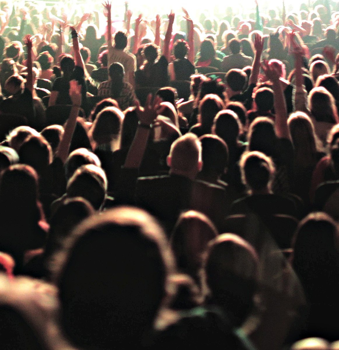 badpostphan's tweet image. Tell 'em how the crowds went wild.