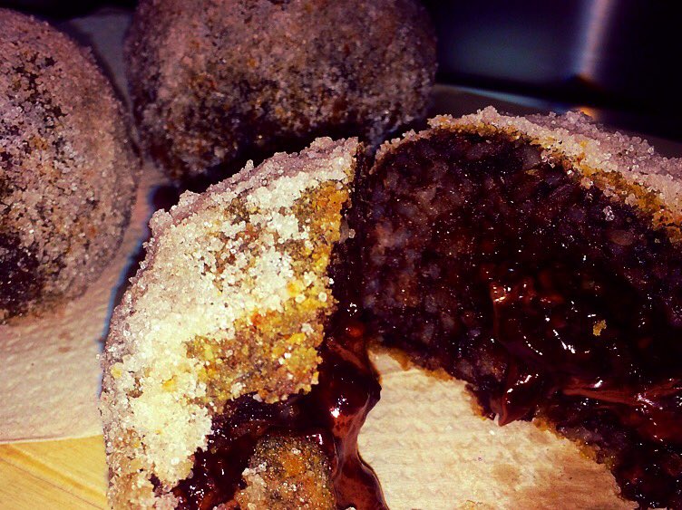 #AranciniSiciliani con cuore fondente di #Nutella e granella di nocciola! Dove? A #Udine!