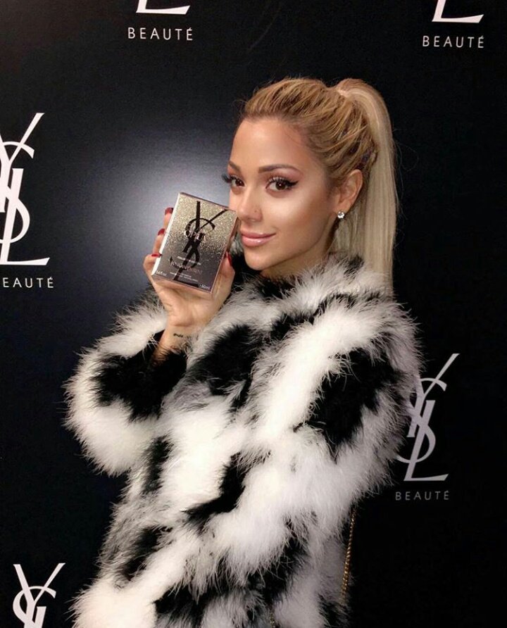 beautifulmere's tweet photo. You so pretty and love these pictures @gabcake https://t.co/dGrDuHObd4