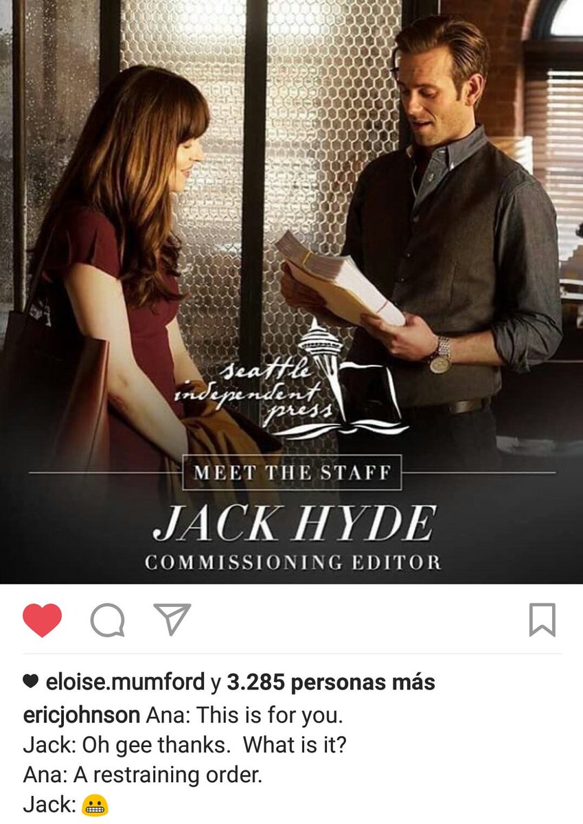 50SombrasSpain's tweet photo. .@EricJJohnson79 desde IG:
Ana: Esto es para ti.
Jack: Oh, vaya, gracias. ΒΏQuΓ© es?
Ana: Una orden de alejamiento.
Jack: π¬
π #Humor50Sombras https://t.co/6aEpZURDpw