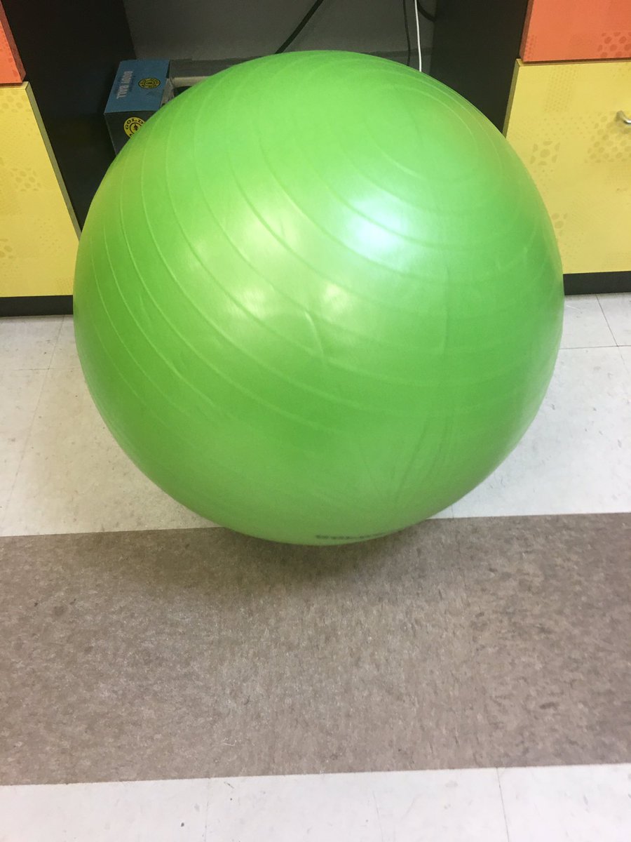 lllwslp's tweet photo. Switched out my work chair today. Every movement counts!
#poundplunge https://t.co/zVEBAC0RHz