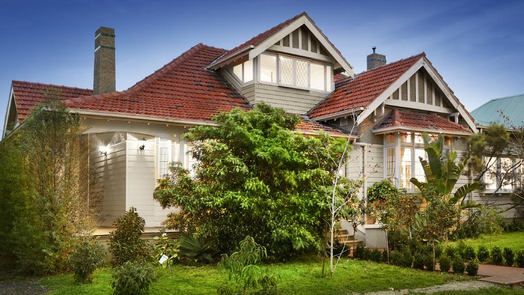 Two more Melbourne agencies caught underquoting. One described the practice as "a little (marketing) ploy we do” bit.ly/2iegp69