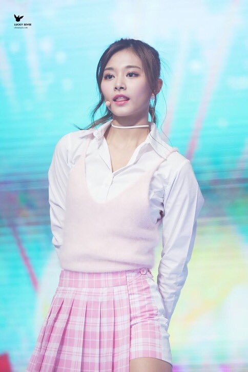 hlqaesthetics's tweet photo. Chou Tzuyu; TWICE
— "It’s still a little too early, too early for my heart to feel the same,
   But I’ll show you more." https://t.co/enCGvDa4Fi