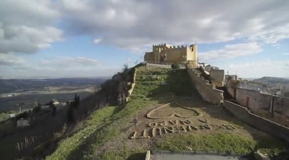 AdoptadaBarone's tweet photo. delfi_na: Barone HouseTeca Trailer #pierobaronehouseteca #pierobarone #ilvolo #castellochiaramonte #houseteca https://t.co/eWA4OCnBUM