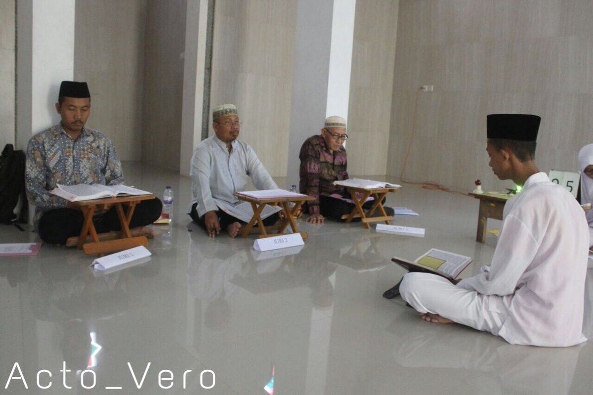 Ini adalah salah satu kegiatan lomba yaitu lomba MTQ, dalam rangka memperingati Maulid Nabi Muhammad SAW 1438 Hijriyah.
•
Acto_Vero