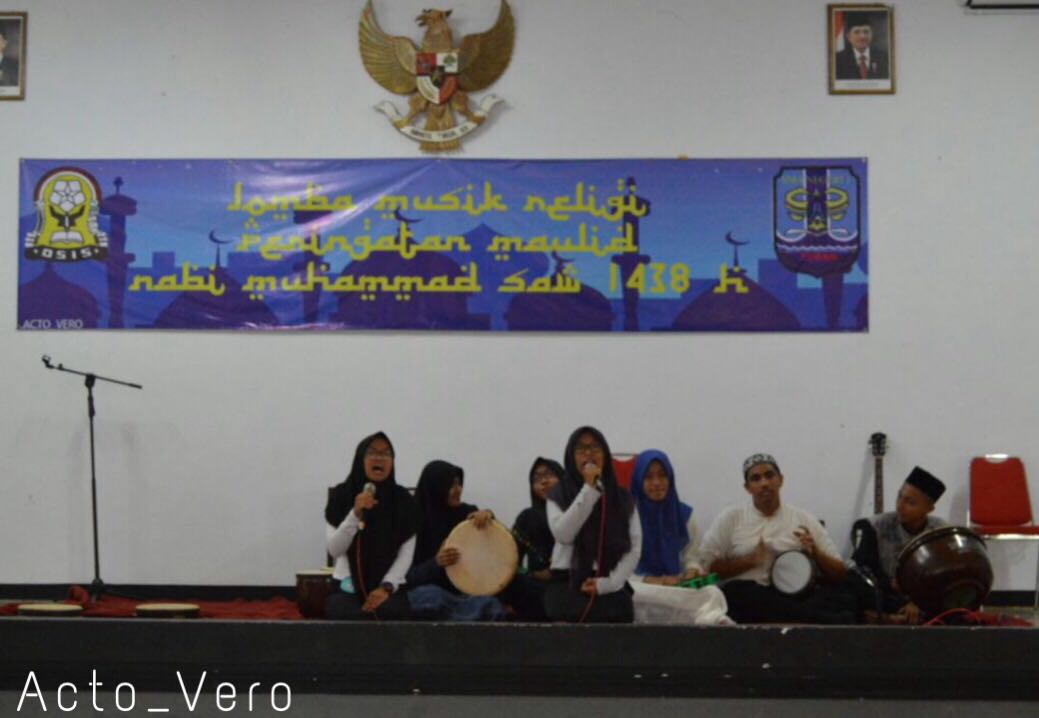 Ini adalah salah satu kegiatan lomba yaitu lomba Musik Religi, dalam rangka memperingati Maulid Nabi Muhammad SAW 1438 Hijriyah.
•
Acto_Vero