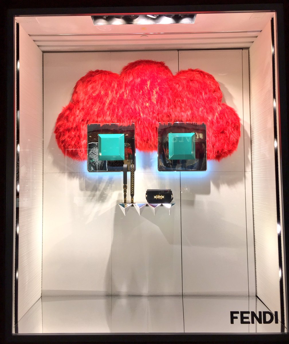 jerrylore's tweet photo. LOVE THE @FENDI HYPNOTEYES WINDOW DISPLAY #fendi #fendimonster #fendifaces #chic #fendifashion #fancy #fashion #windowdisplay #hypnoteyes https://t.co/nu4V2PIUeo