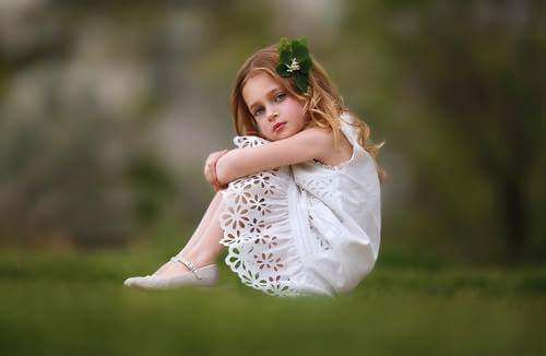 الأۆفيَاء " قدّ تگۆن قلۆبہَم حزينَهہَ ؛ لگن يَگفيء أن ضمَائرهم حيَهہَ ۆنَظيفَهہَ؛