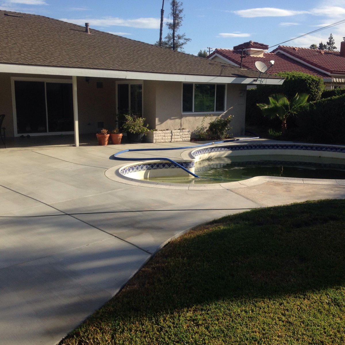 SK_Choppin_Demo's tweet photo. S.K. Choppin Demolition completes pool demolition project in Fullerton on Arbolado Dr #pooldemolition #poolremoval  https://t.co/8GdTRyCQG5 https://t.co/Kfu8zVG1nE