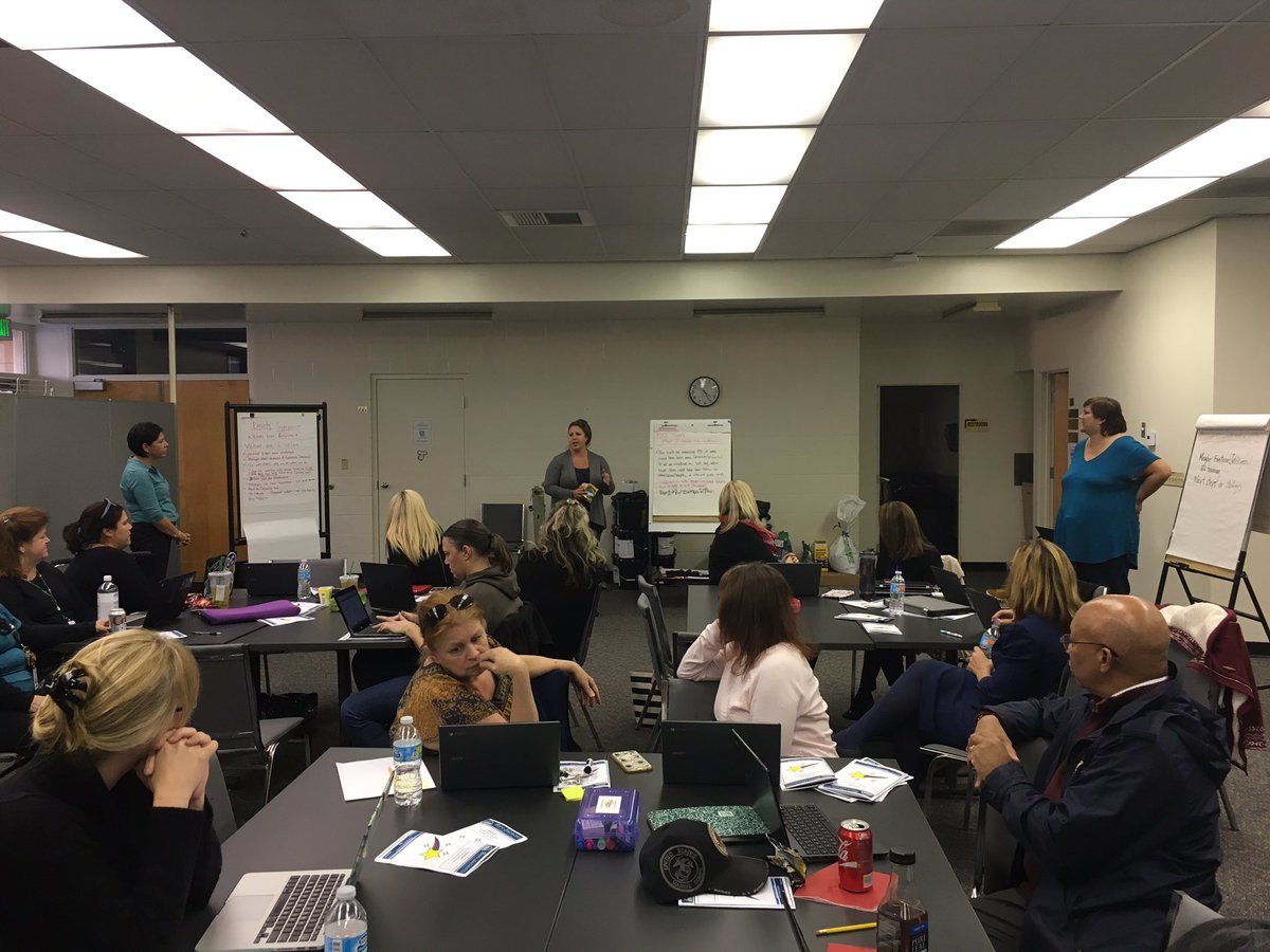 Edtech_Dave's tweet photo. Teachers providing feedback related to @PdSjusd @SanJacintoUSD https://t.co/vRnBgHkARB