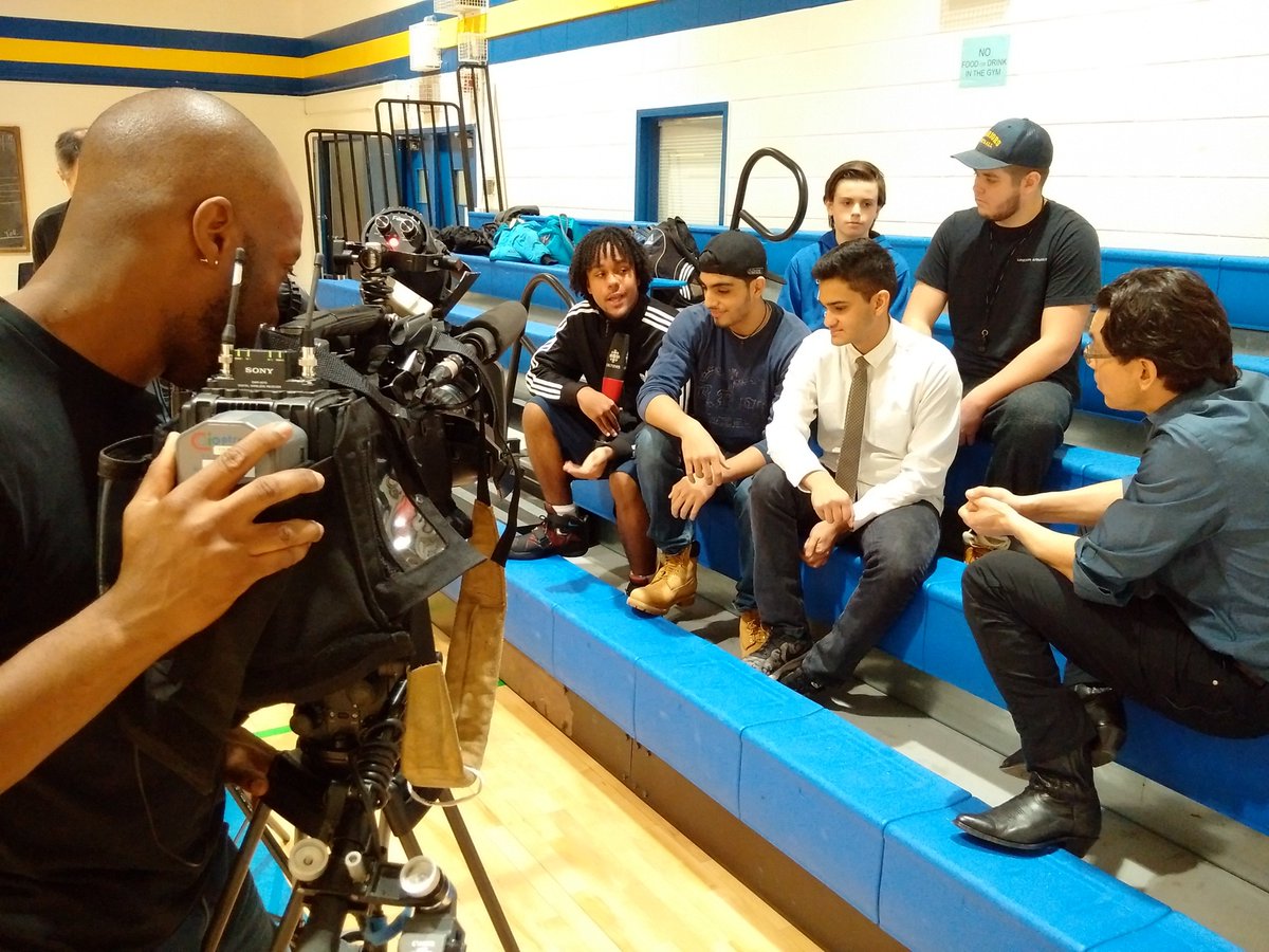 StatusOfBoys's tweet image. Excellent day of filming with CBC at PCSS. Great to see support and awareness for boys issues @PortCreditSS @PeelSchools