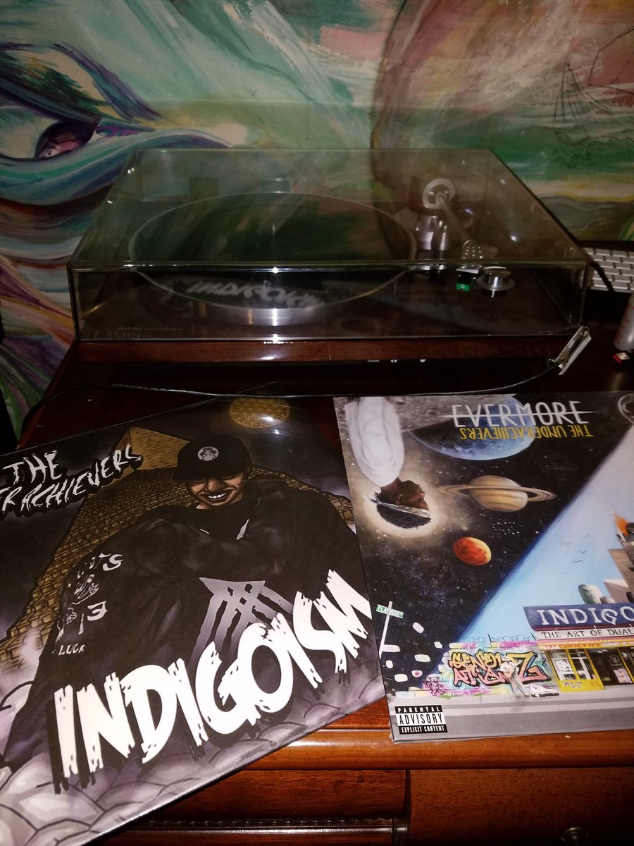 dvmnpete's tweet photo. @iunderachieve @Issa_GOLD  these rare vinyls finally hit my door step. #indigoism #evermore thank you for some classics on wax https://t.co/zqKZ0h9ESV