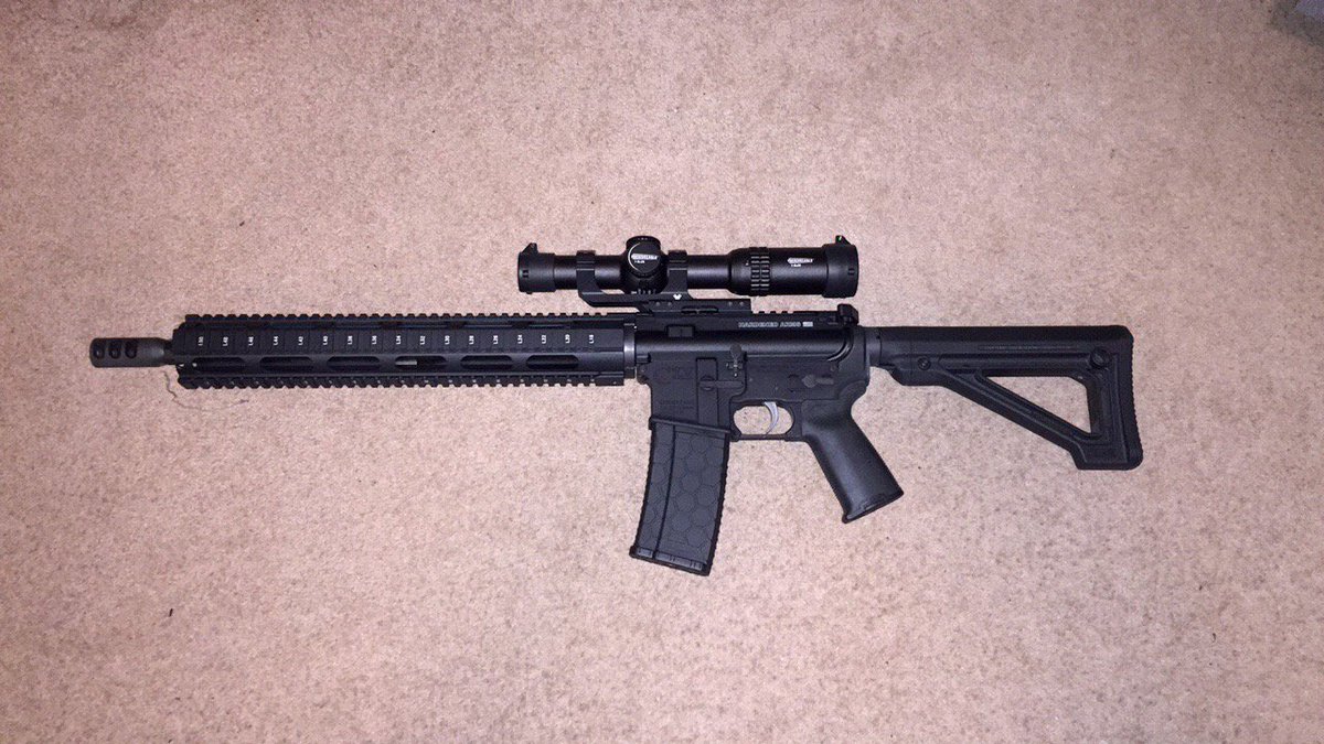 frank_molinaro's tweet photo. after 5 months of frustration, waiting, and a lot of elbow grease she's finally finished #IPleadTheSecond https://t.co/YLV5FTfIZp