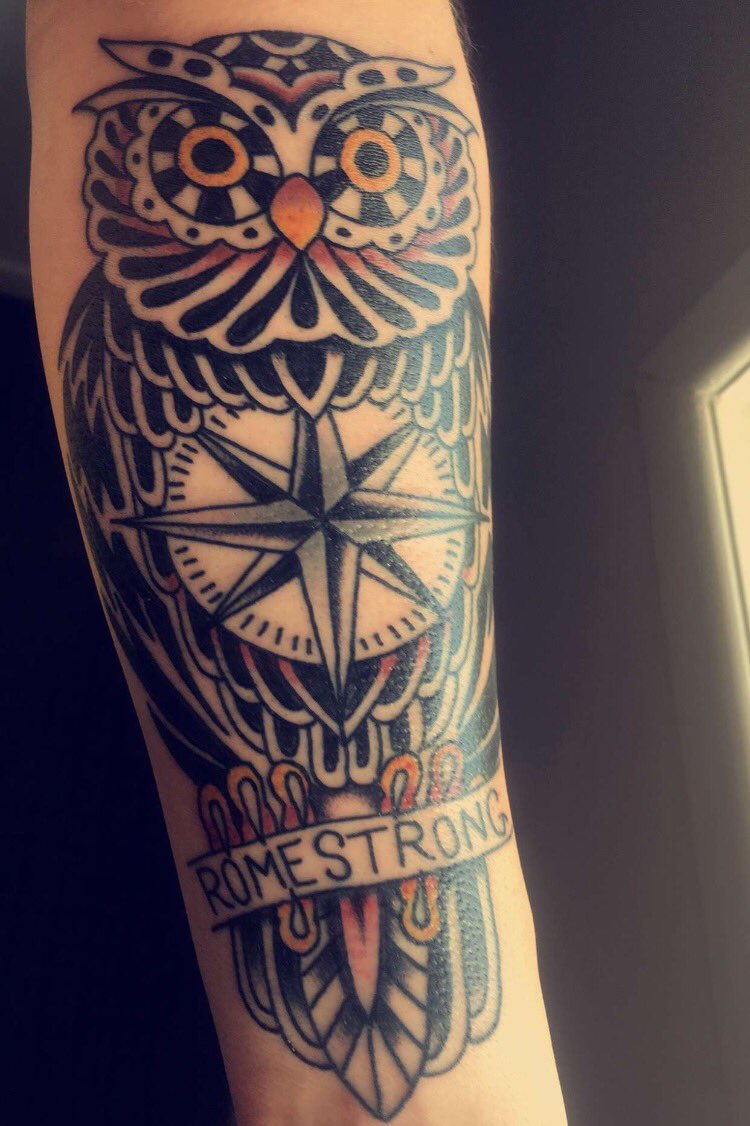 dxpeaussie's tweet photo. My other cousins piece. We are forever #RomeStrong™ https://t.co/GEvN6thA4S