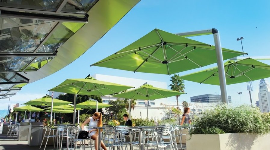 Terrassenprofis's tweet photo. 8 unschlagbare Gründe, warum Sie für Ihr Restaurant unbedingt wasserdichte Sonnenschirme brauchen https://t.co/qzJeYgtITX https://t.co/DWTNyJZDaV