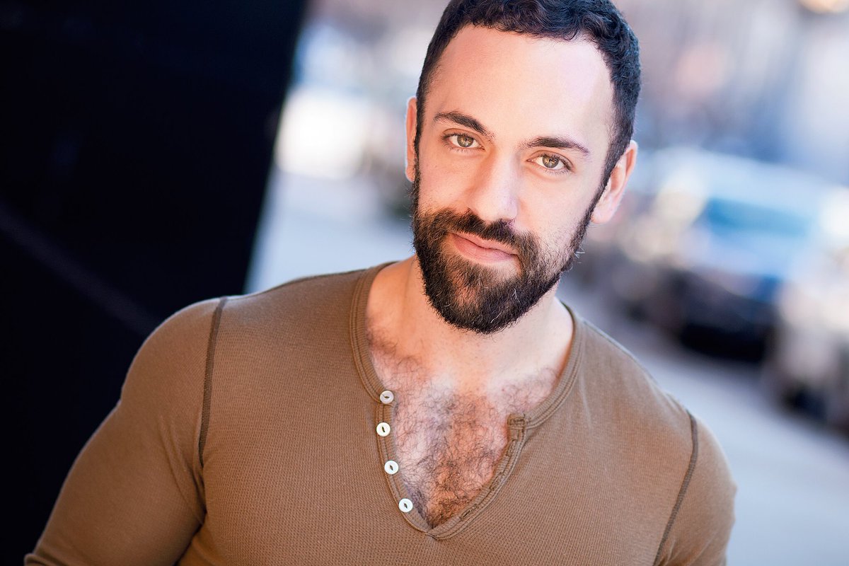grindr male hook up grindr male hook up