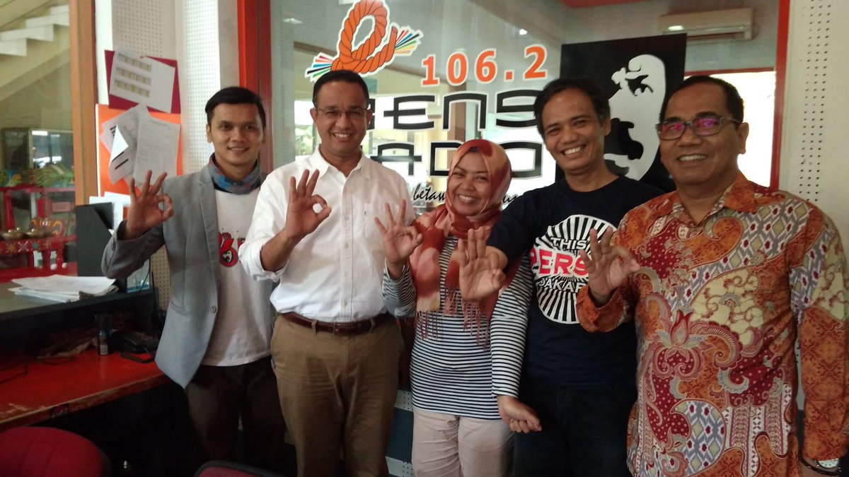 SALUT !!!! di <a href="/begaya1062/">Begaya106.2FM</a> Anies Baswedan ngutamain program pendidikan @BensRadio