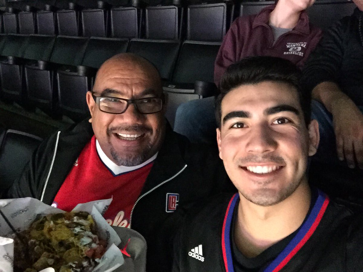 FamousEdJr's tweet image. #GameDay