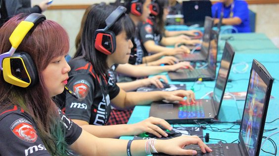 asianbeat_id's tweet photo. ✨Serunya ajang temu kolektor #mainan dan #game di #ColonyCollectionMarket2016 ✨
https://t.co/kfGNsO9ygM
#CCM2016 #SAIDA #cosplay #community https://t.co/HNC4x3DufU