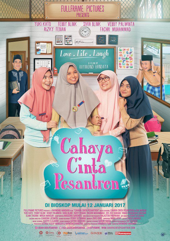 cinepolisID's tweet photo. Shila telah menemukan arti persahabatan yang sesungguhnya! Tonton film Cahaya Cinta Pesantren yang tayang hari ini! https://t.co/raxVt71v8l https://t.co/846qnwu1ZY