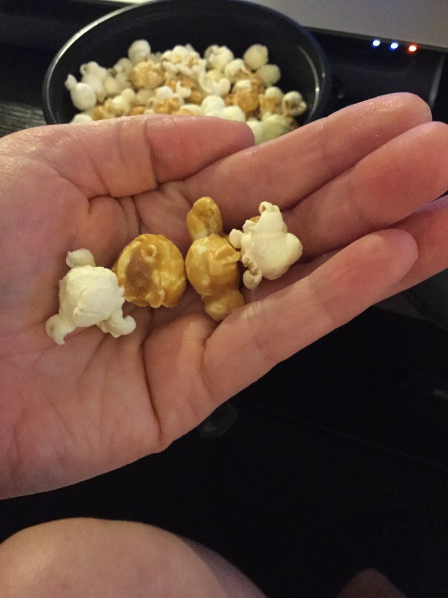 InfluensterCA's tweet photo. RT @dkqa13: Loved my voxbox that I got FREE to try from @InfluensterCA #OrvilleCWC @OrvilleCanada @OrvillePopcorn ! https://t.co/5MNbB6a3dF
