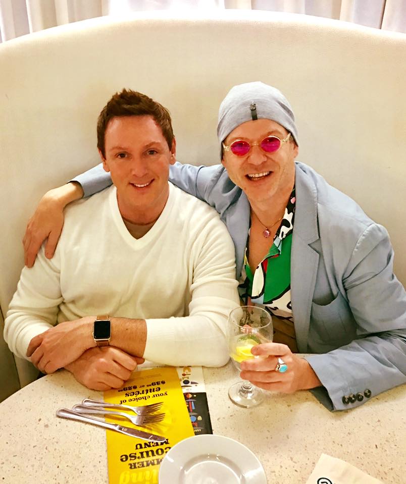 SeanBorgLA's tweet photo. Catching up with @ArialTampway at our favorite restaurant in @PalmSpringsCali - Sean Borg at @LuluCaliforniaB - Scene by Sean #funcatchup https://t.co/hMGu9SPWQS