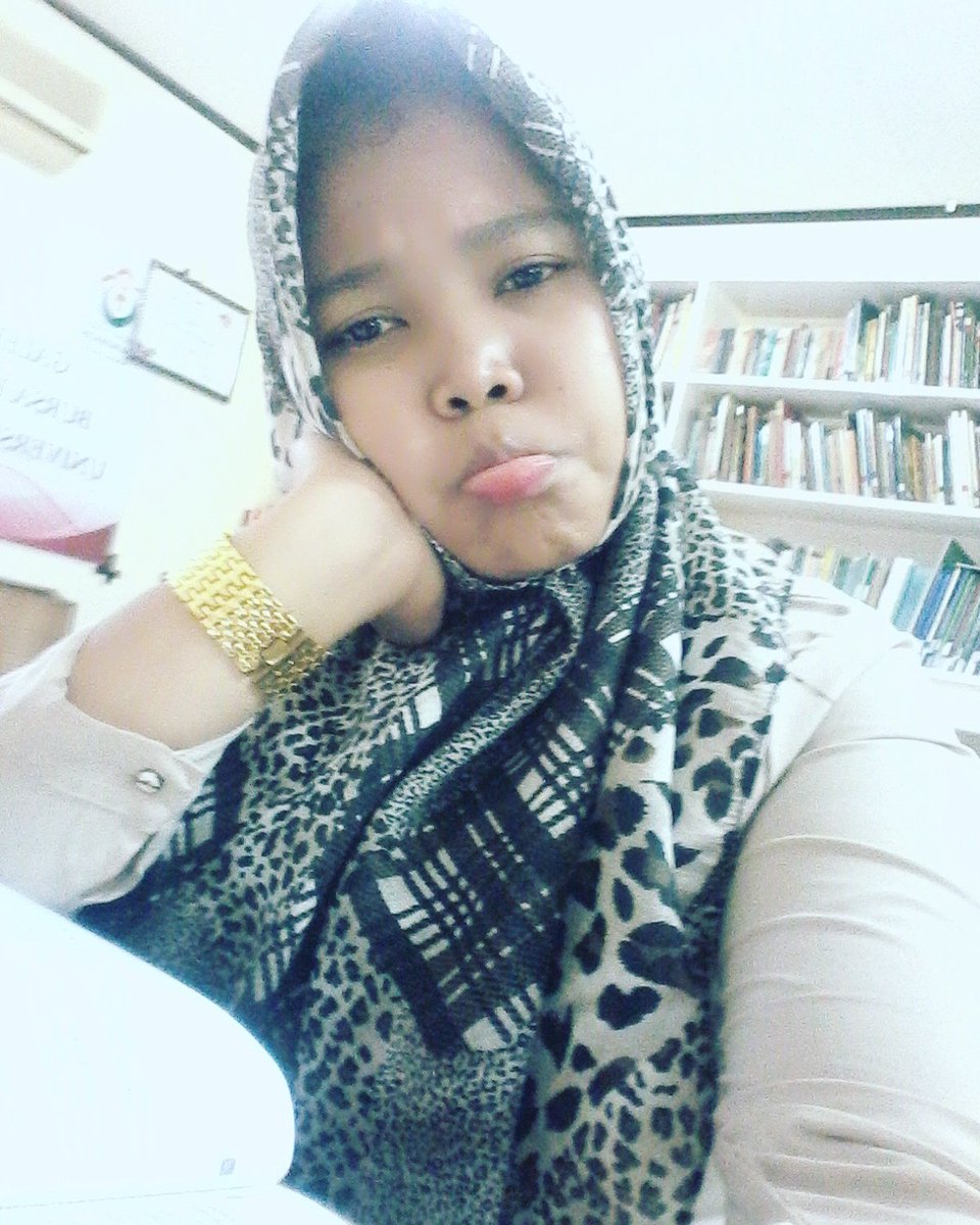 SrySiregar's tweet photo. Membosankan https://t.co/14fXe41URI
