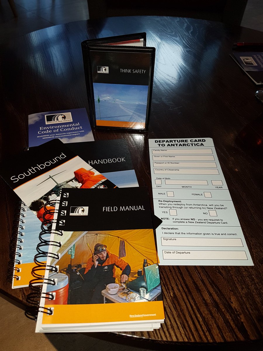 GNSGeodesy's tweet image. Time for a change of scene from earthquakes. #geomagnetics #AntarcticaNZ #GNSScience