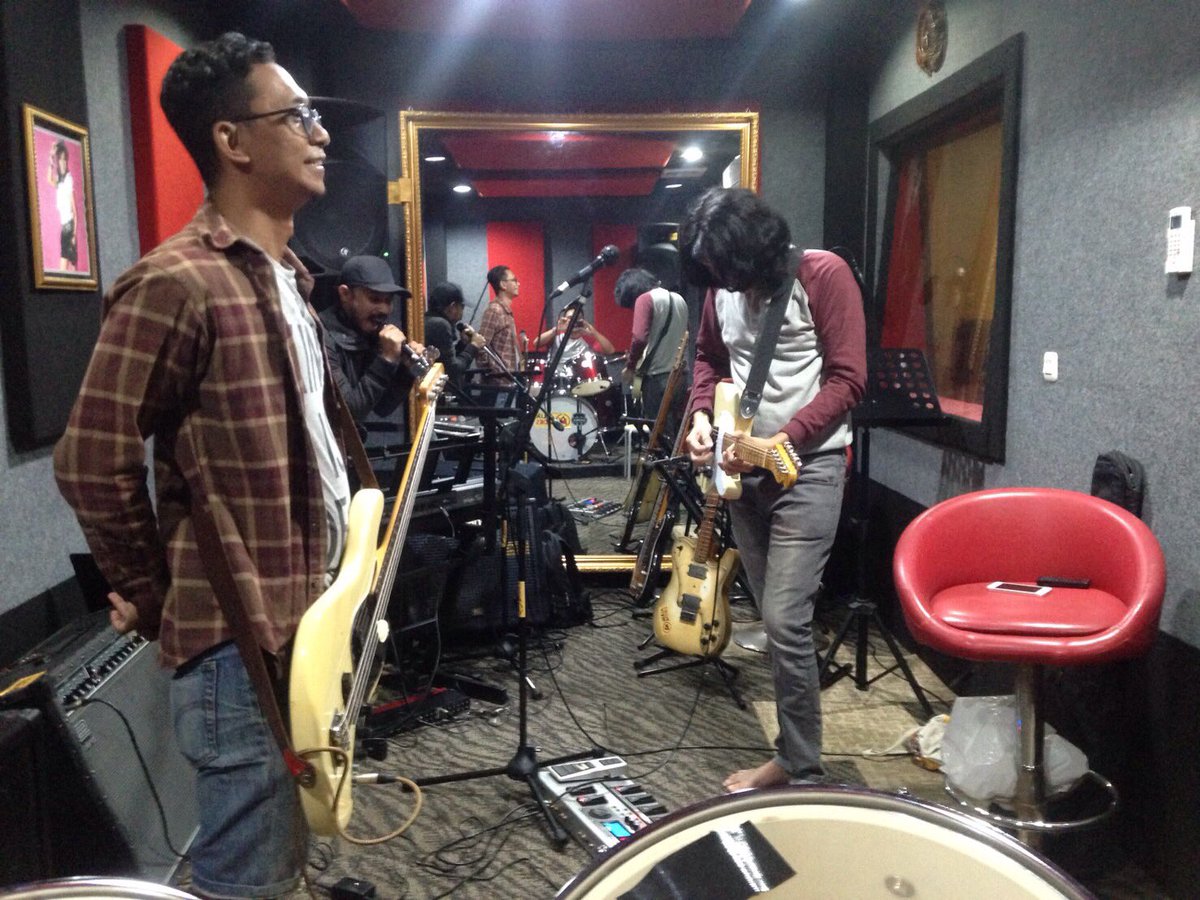 The joeys Makassar (@thejoeysband) on Twitter photo 