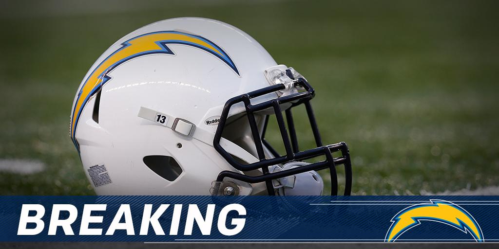 NFL's tweet photo. BREAKING: Chargers owner to inform staff that team is moving to Los Angeles https://t.co/IwaOXo27cb (via @RapSheet) https://t.co/I9HEHSxB4d