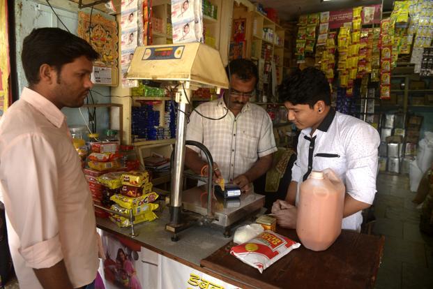 BFIndia_Tech's tweet photo. How India coped with demonitisation #demonitisation #Modi #debitcard #creditcard #ATM #livemint https://t.co/qdXjKGIMYj https://t.co/ZnEUqqXTYG