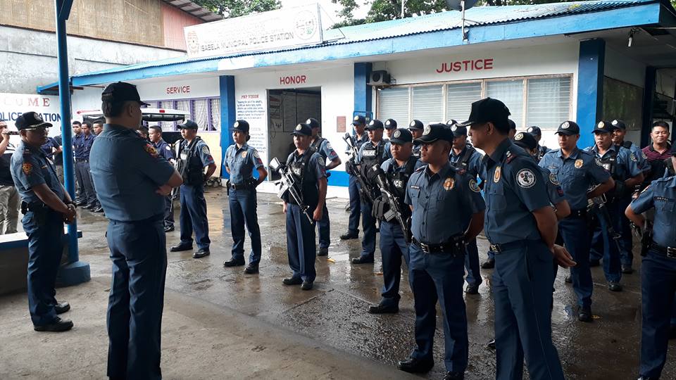 pnppro18's tweet photo. RD inspected Libertad Police Station, Negros Oriental. https://t.co/QXvaDfbnFu