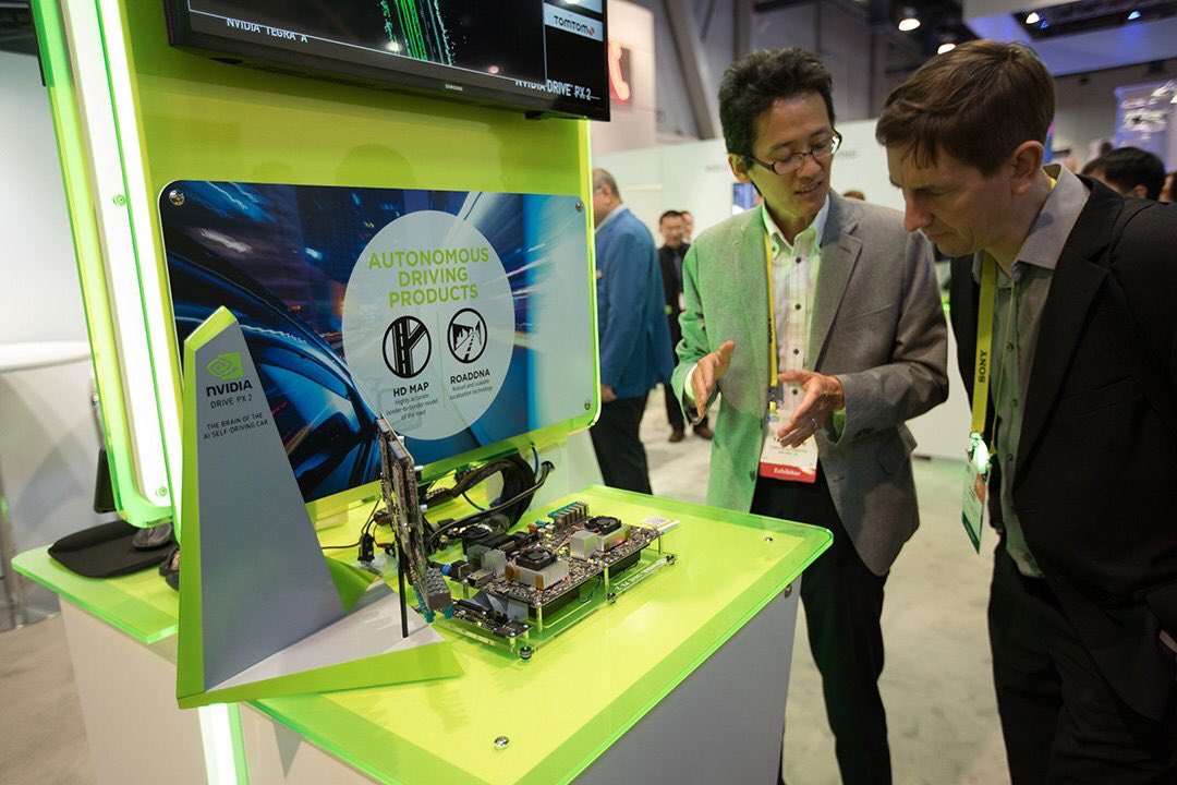 Eddysoft's tweet photo. .@nvidia @TomTom
The Brain of the Ai Self-Driving Car
#DrivePX2 

Autonomous Driving Products
#HDmaps #RoadDNA 

#CloudHDmap #TomTom #Nvidia https://t.co/EKKFAifs2f