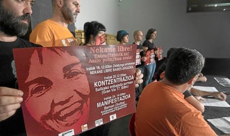 naiz: on Twitter: vuelve a negar que siguiese Txapartegi sin permiso de Suiza https://t.co/fUAnBdYSDz Informa @albertopradilla https://t.co/eyuHljemtN" / Twitter