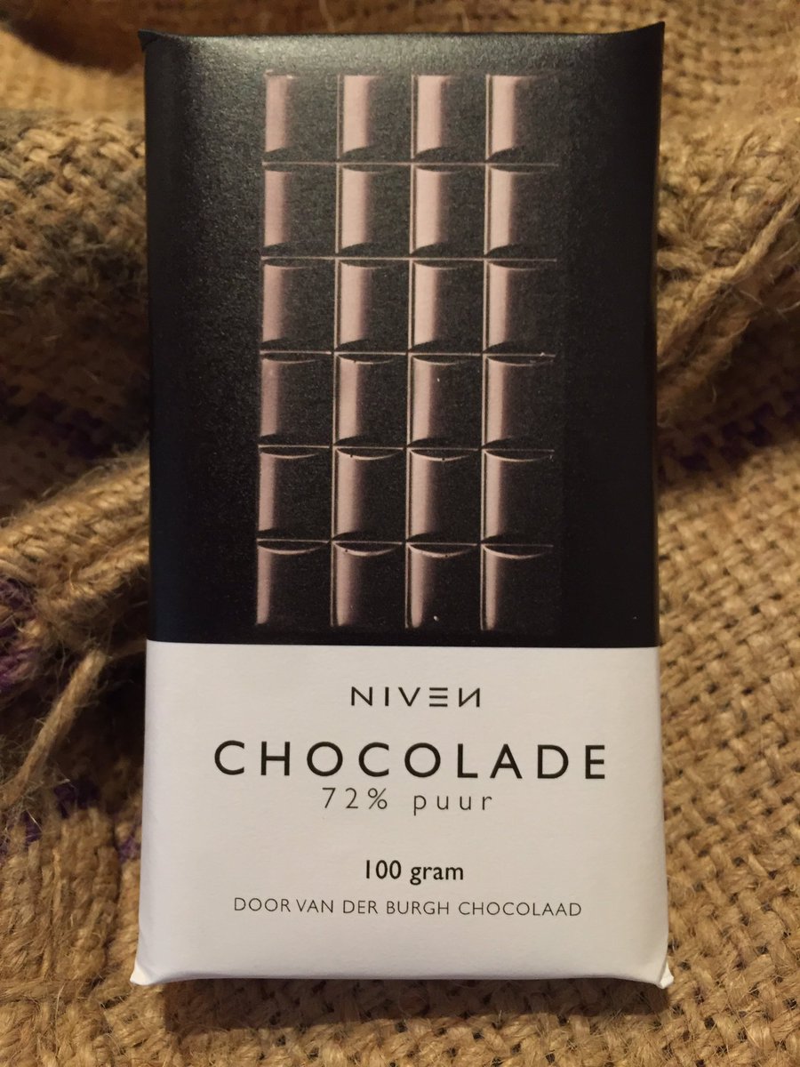 Vanderburghchoc's tweet photo. Onze exclusieve samenwerking met Niven Kunz ππ»#luxechocolade #exclusiviteit #fairtrade #chocola https://t.co/wuWApxnNL8